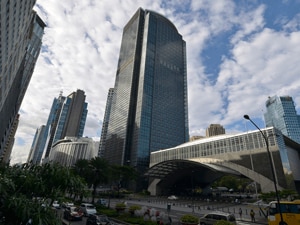 tower-one-ayala-establishing-shot-300x225.png