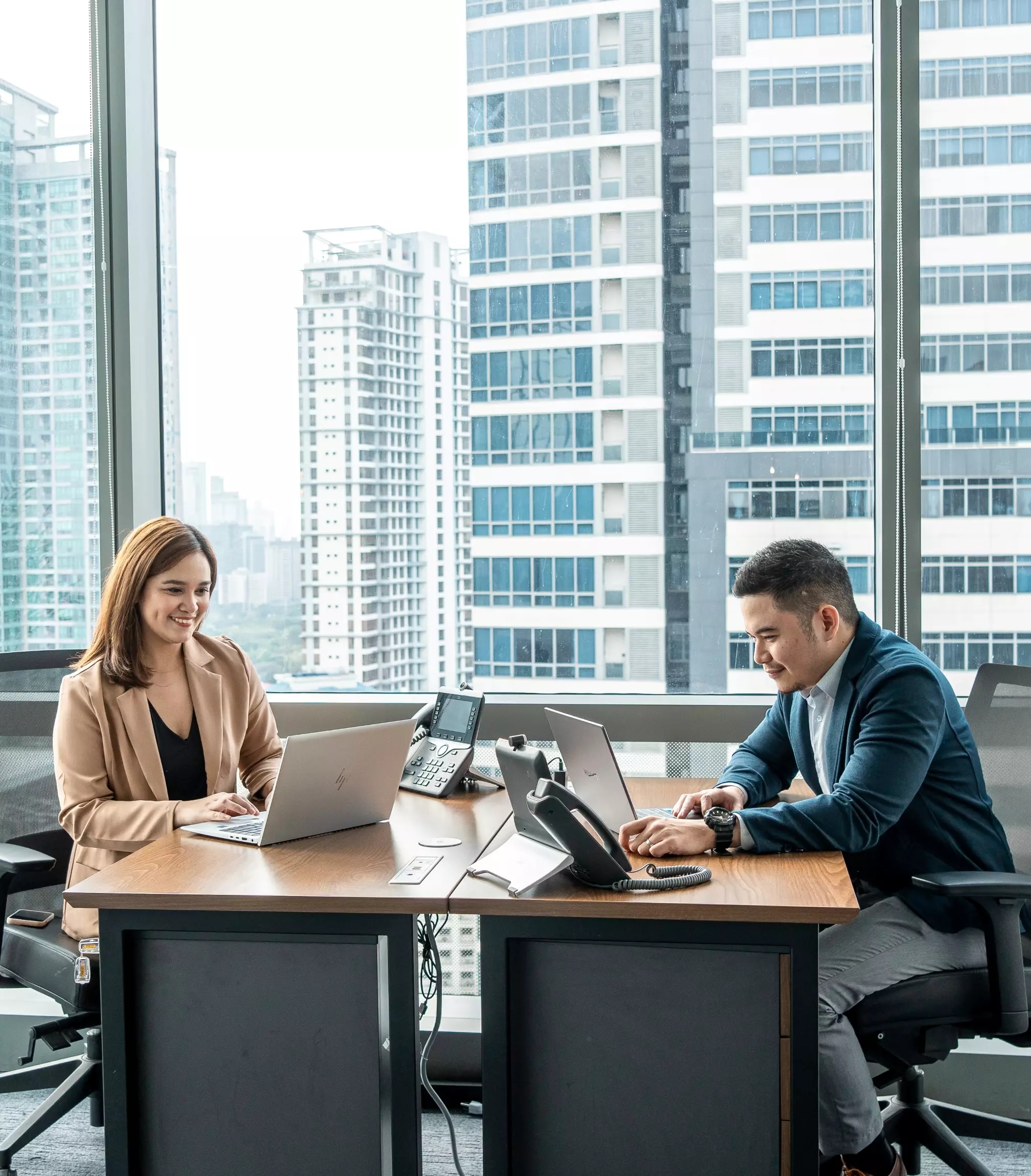 /media/36502/mob_so_20231122-philippines-stock-exchange-private-office-1-ht.jpg